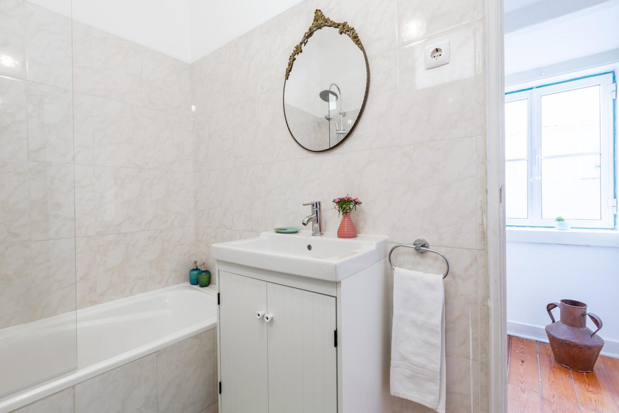 Spacious, Bright&Sunny Apartment, By TimeCooler Lisboa Exterior foto
